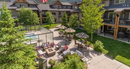 Perfect Canmore Base / Parking & Banff Pass