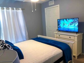 3 bedrooms, iron/ironing board, free WiFi, bed sheets