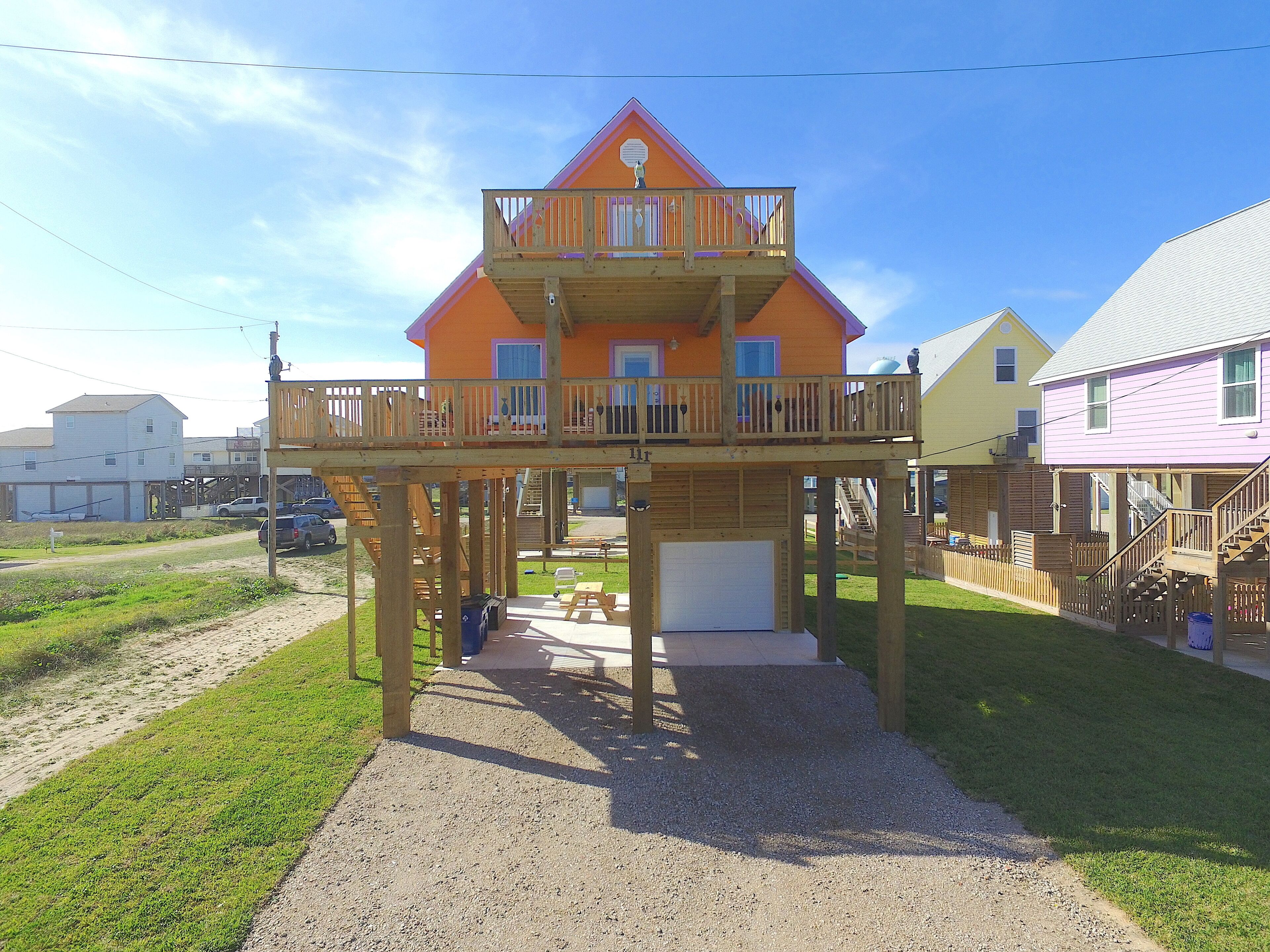⛱ Gorgeous Ocean & Lake View, Beach Access, Spotlessly Decorated, Pets welcome