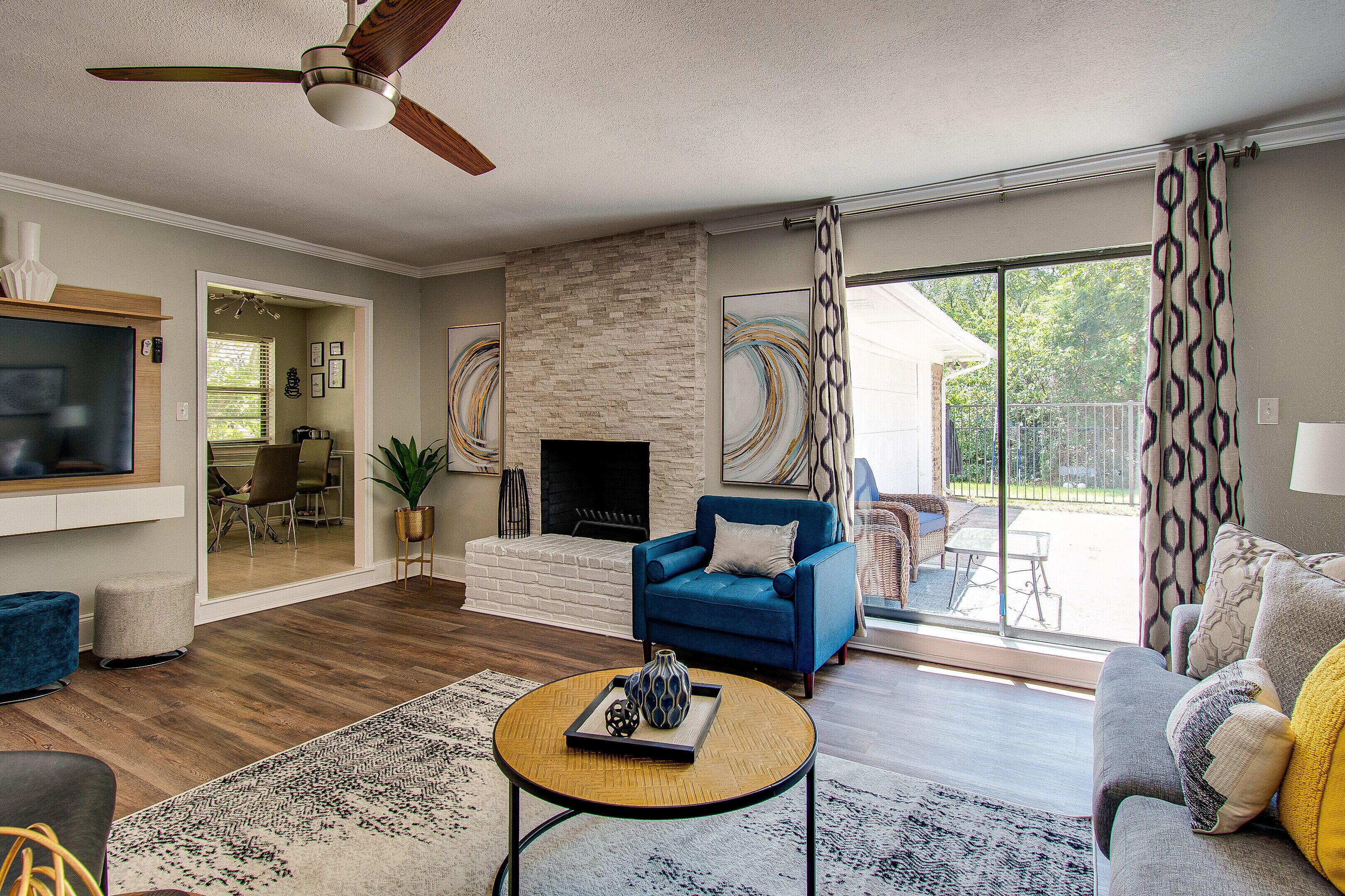 Smart TV, fireplace, DVD player, music library