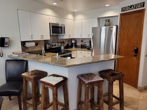 Fridge, microwave, oven, stovetop - Ski-In/Ski-Out Condo!  Two Fire Places!  Stunning Balcony Views! (Durango)