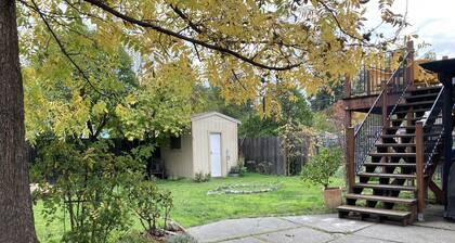 2 Bedroom Flat With Short Walk to Downtown