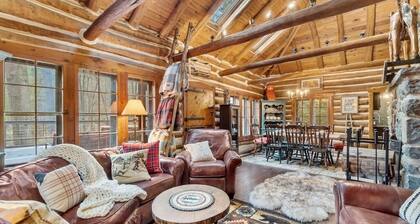 Coziest Creek Cabin- Idyllic, Authentic, Poconos