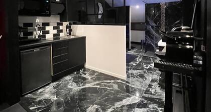 PARENTHESE LOVE : Amour & Tentation - Suite Jacuzzi SPA - Proche Orly/Paris