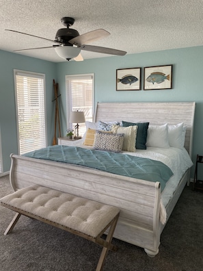 2 bedrooms, iron/ironing board, free WiFi, bed sheets