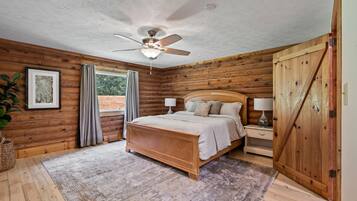 4 chambres, fer et planche à repasser, lit parapluie, Wi-Fi gratuit