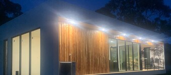 Coolibah Luxury Retreat at Softfoot Alpaca Farm in Victor Harbor