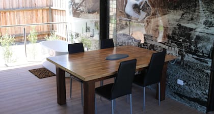 Billabong Luxury Retreat at Softfoot Alpaca Farm in Victor Harbor