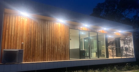 Exterior. Billabong Luxury Retreat at Softfoot Alpaca Farm in Victor Harbor