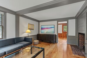 Televisión y estéreo 