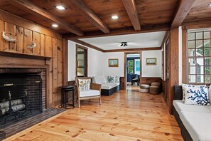 テレビ、ステレオ