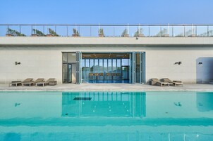 Outdoor pool, open 3:00 PM to 9:00 PM, sun loungers