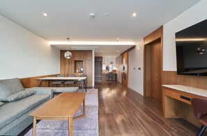 JN PARK Suite | Living area | 65-inch flat-screen TV with cable channels, TV - JN Park Hotel (Incheon)