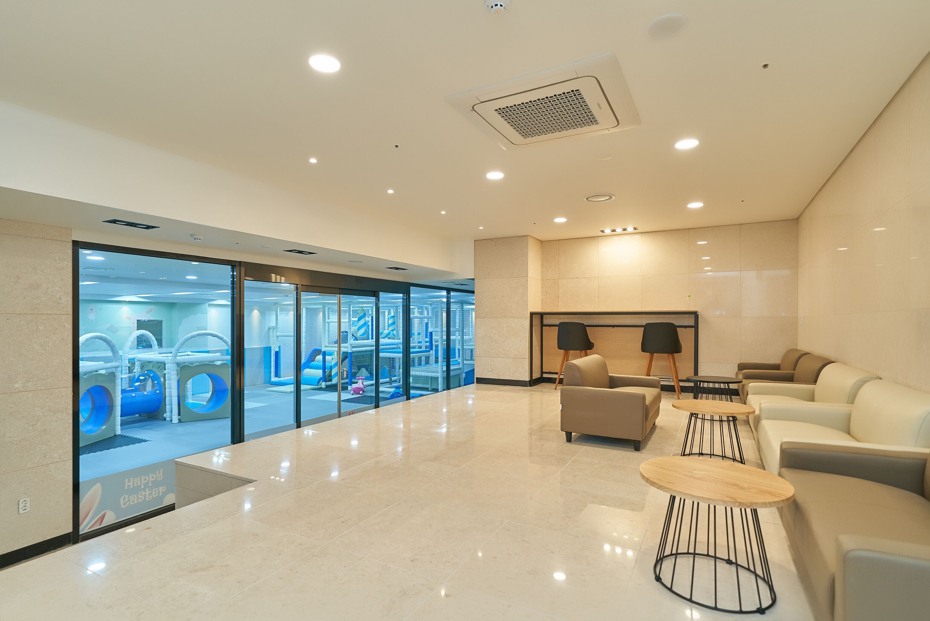 children’s play area – indoor