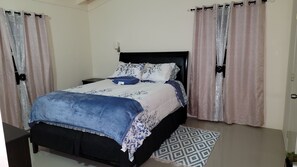 3 soverom, strykejern/-brett, wi-fi (inkludert) og sengetøy