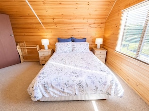 3 bedrooms, iron/ironing board