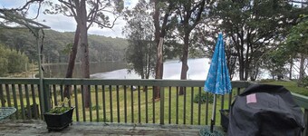 Cottage On The Lake