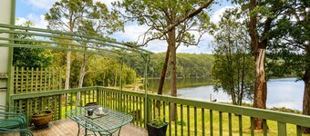 Cottage On The Lake