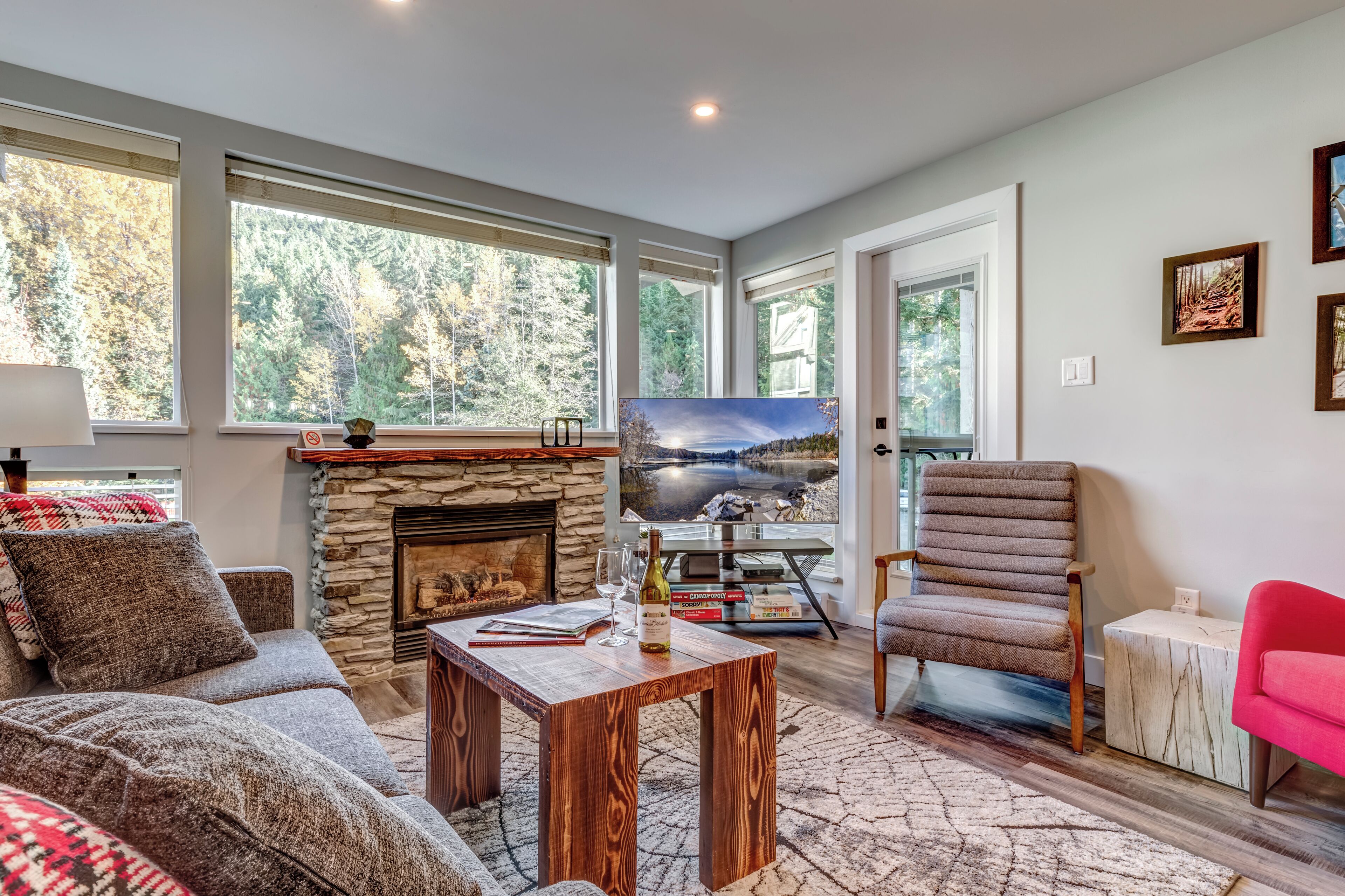 TV connectée, cheminée