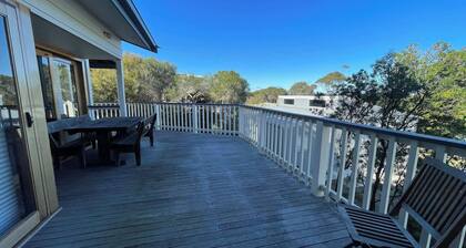 The Bawley Hideaway - Modern Bawley Point hideaway near beach