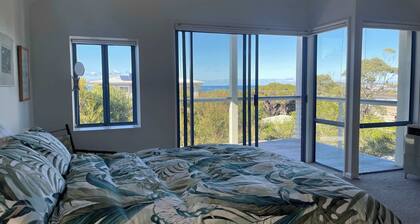 The Bawley Hideaway - Modern Bawley Point hideaway near beach