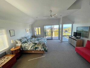 4 bedrooms, iron/ironing board, WiFi - The Bawley Hideaway - Modern Bawley Point hideaway near beach (Bawley Point)