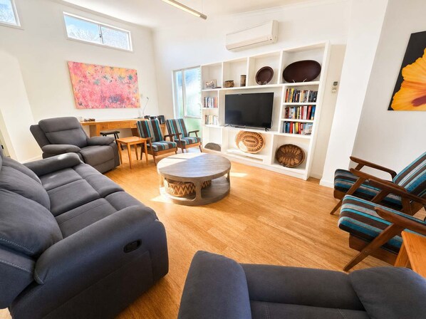 Fernseher