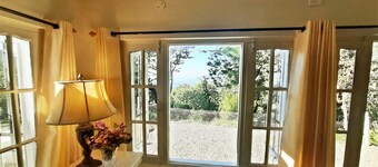 PEAR TREE COTTAGE