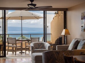 TV, stereo - Stunning Views! Luxury Penthouse Kahana Villa E705 (Lahaina)