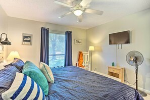 4 Schlafzimmer, Schreibtisch, Bügeleisen/Bügelbrett, Internetzugang