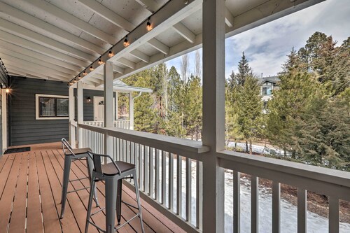 Pet-Friendly Flagstaff Escape w/ Fenced-In Yard!