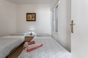 2 Schlafzimmer, Bügeleisen/Bügelbrett, kostenloses WLAN, Bettwäsche