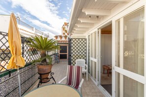 Terrace/patio - Cozy Apartment with Private Terrace, Roof Top and Air Conditioning (Nerja)