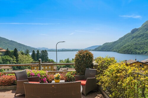 Haustierfreundliches Ferienhaus 'Casa Marina' mit Seeblick, Terrasse, Garten und WLAN