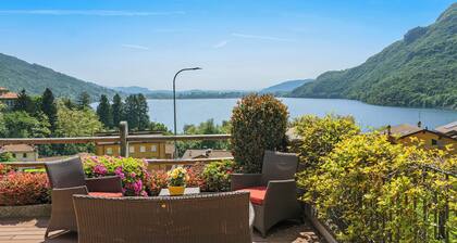 Pet-Friendly Vacation Home 'Casa Marina' with Lake Views, Terrace, Garden & Wi-Fi