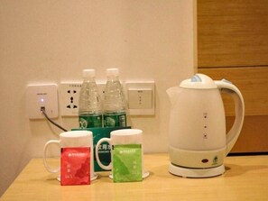 Coffee and/or coffee maker - Greentree Alliance Beijing Shunyi District Xiaoying Hotel (Shunyi)