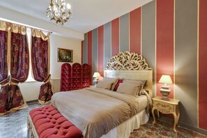 11 bedrooms, free WiFi