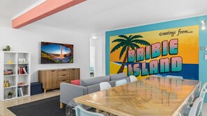 Interior - Bellara Springs - walk to the water (BELLARA)