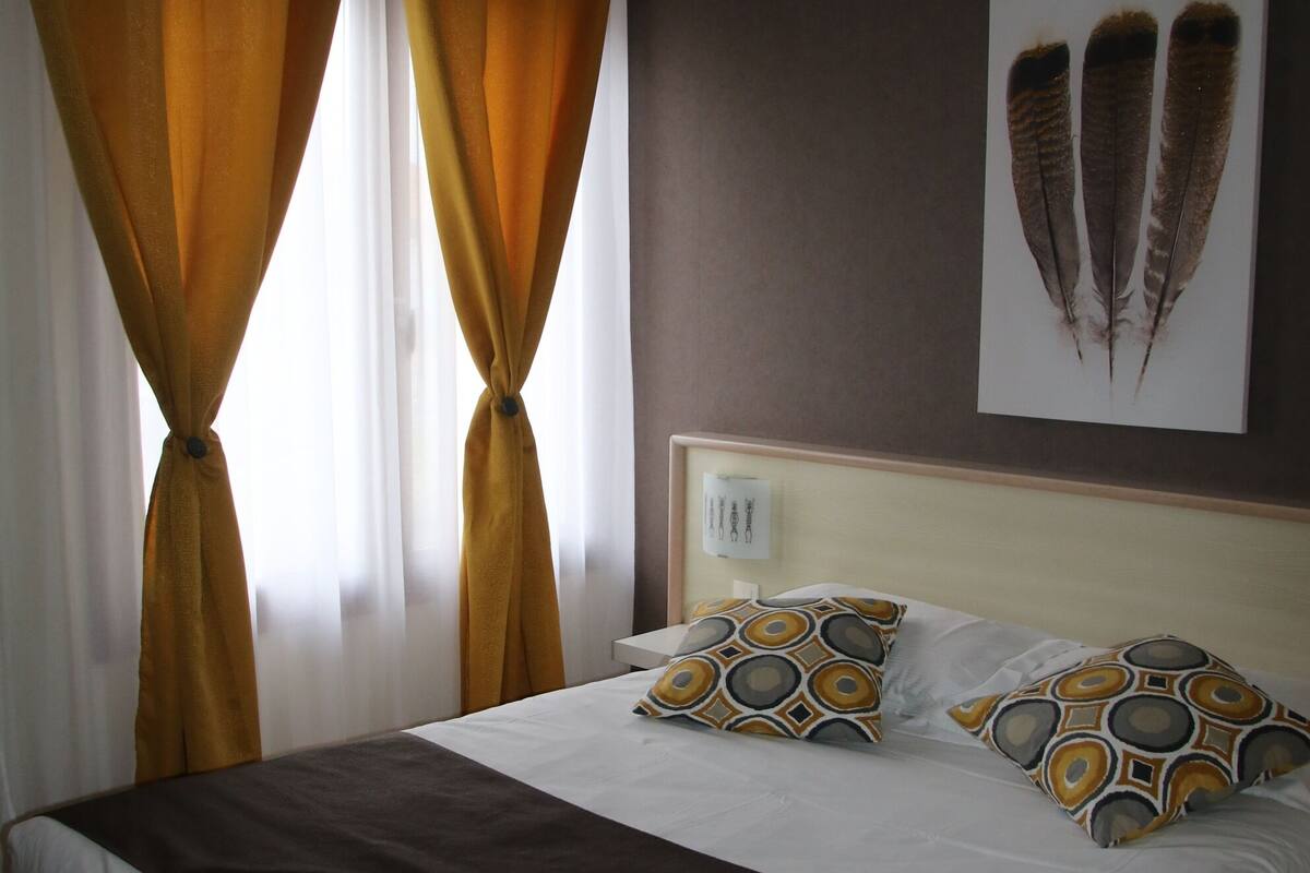 Standard Double Room | WiFi (free)