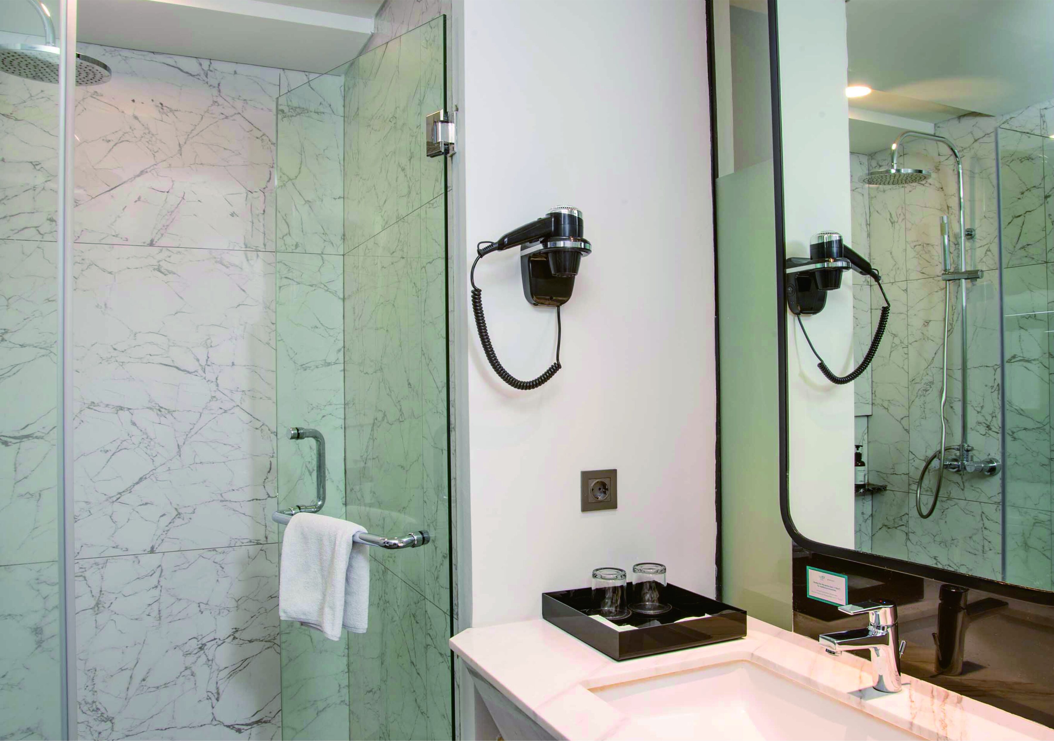 Photo - THE 1O1 Jakarta Airport CBC