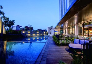 Piscina externa