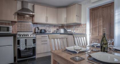 Lilac Cottage - 1 Bed Cottage - Amroth