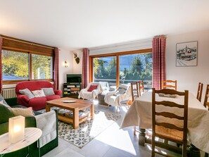 TV - Ski-in/ski-out, 2 bedrooms, south balcony, parking, 6 pers (La Clusaz)