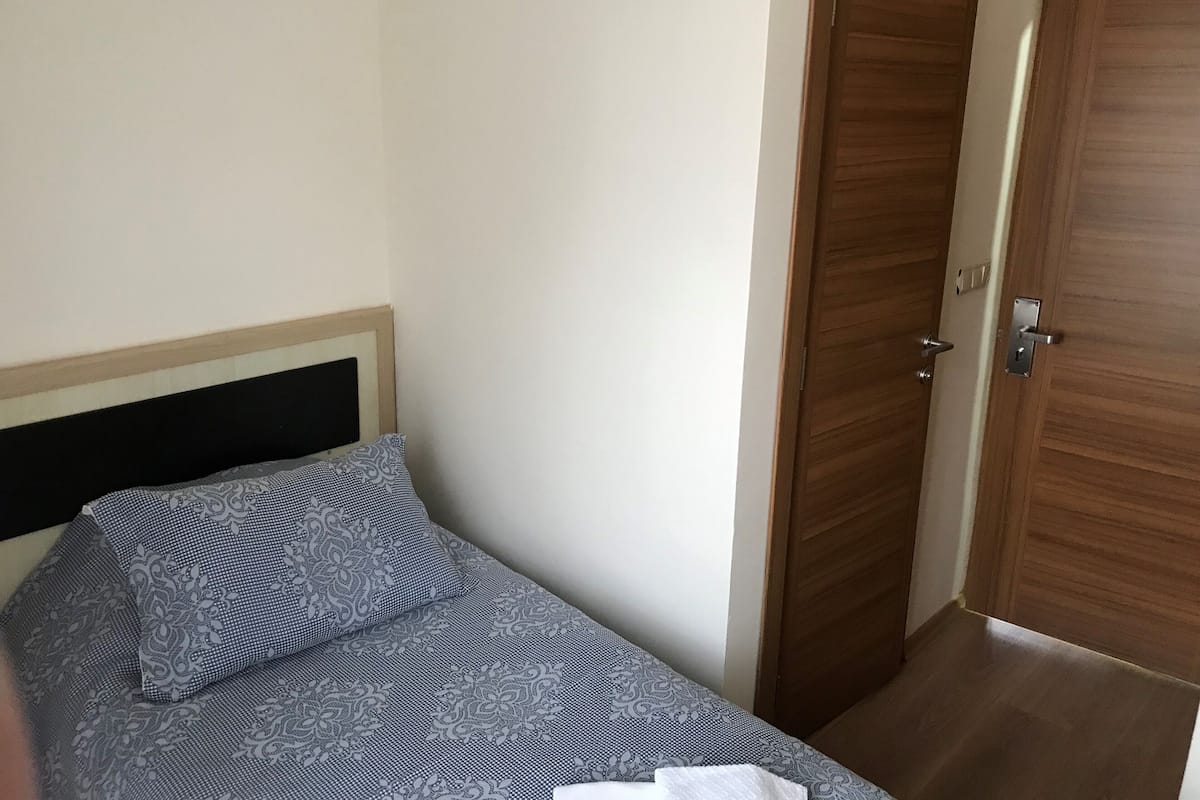 Comfort Single Room