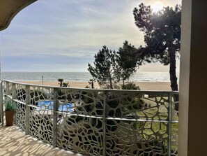 Property grounds - Accessible apartment with balcony, pool, parking, and beach in La Tranche-sur-Mer (La Tranche-sur-Mer)