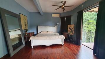 5 chambres, fer et planche à repasser, Wi-Fi, draps fournis