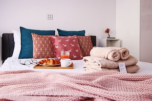 1 camera, insonorizzazione, Wi-Fi gratuito, lenzuola