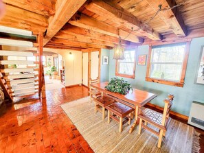 Dining - Hand Crafted Post and Beam Home with Mountain Views Minutes from Sugarbush (Warren)