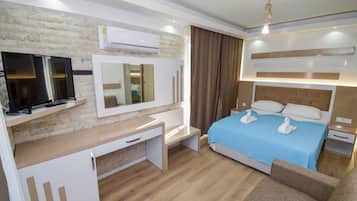 Premium bedding, individually decorated, individually furnished, desk