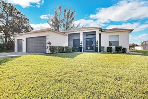 Exterior - Perfect Cape Coral Private Guest Suite w/ Pool! (Cape Coral)